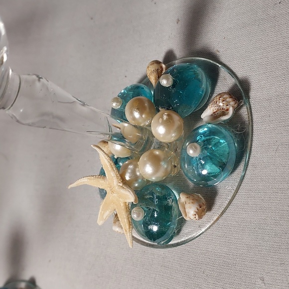 Handmade Shell Art Wine Glasses Dessert Glasses Set of 2 Floral Etched Design - Picture 4 of 8